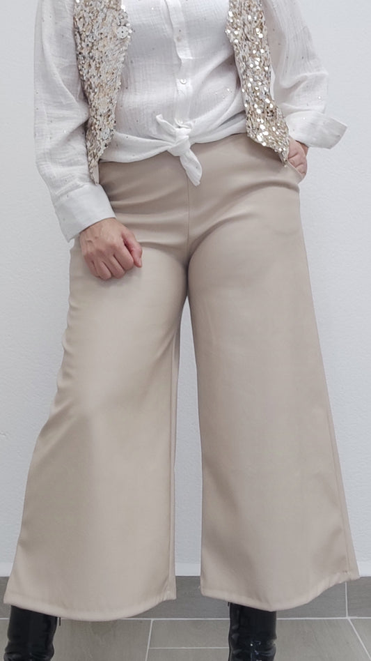 Pantalón beige Palazzo con cinturón