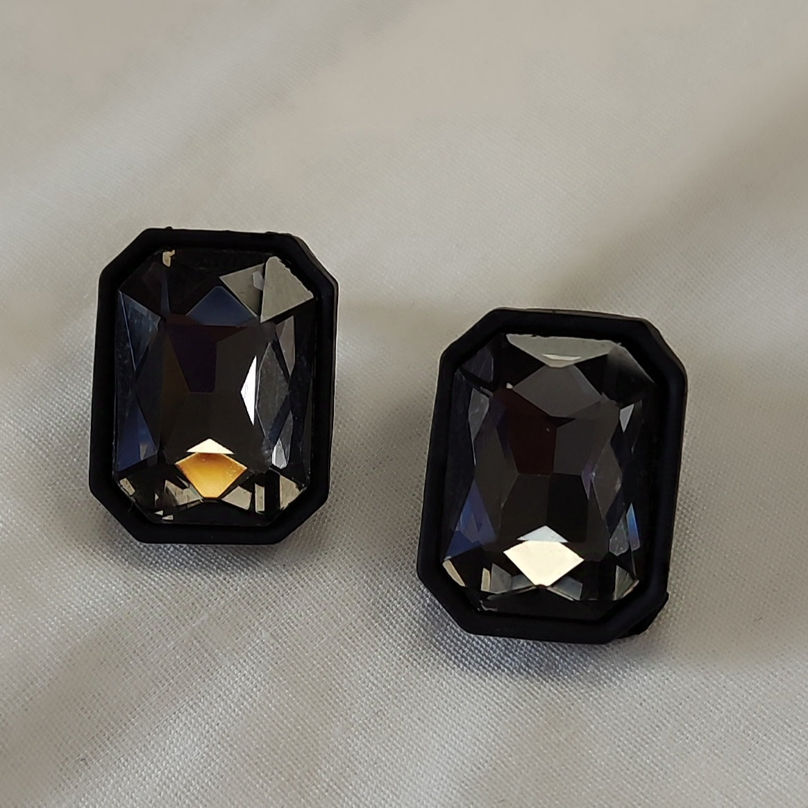 Pendientes negros diamantes